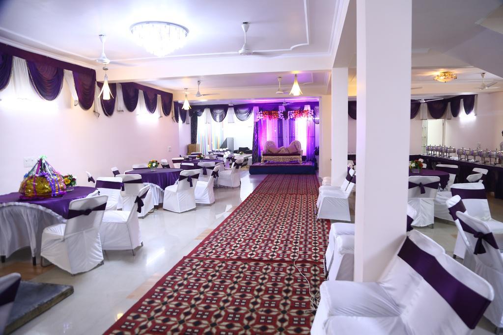 Fabhotel Kashish Residency Sector 26 Нойда Екстер'єр фото